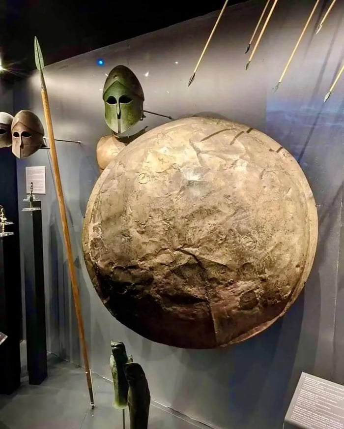 Spartan armour and Persian arrowheads from the battle of Thermopylae, 480 BCE