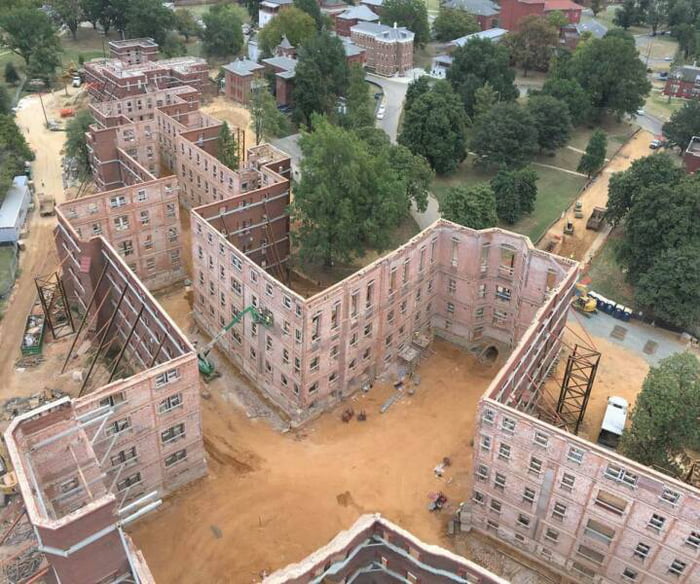 Facade lies
