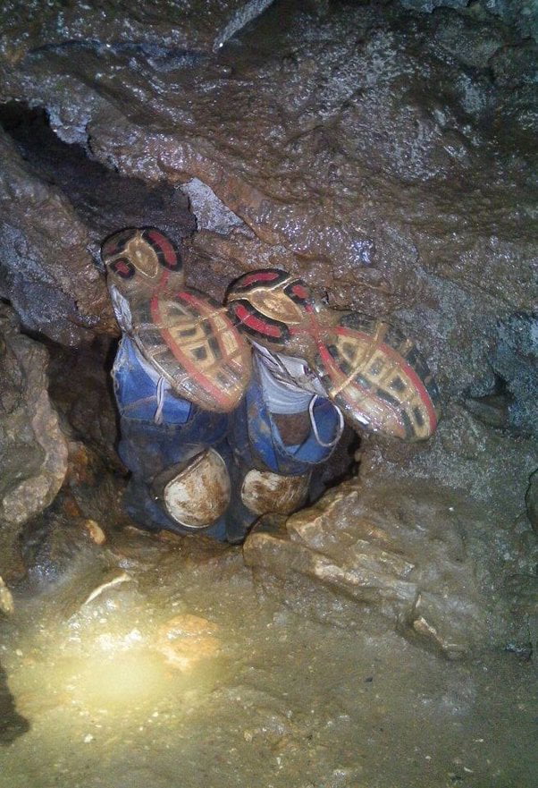 Cave Explorers: Oooooh look a hole the size of my head and I have no idea where it leads, let's climb down!