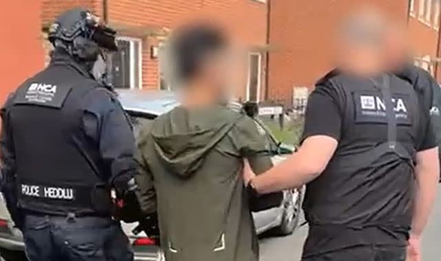 A 14-year-old Belgian girl was raped in the forest for 2 days by 10 immigrant boys, organized by her immigrant boyfriend in Kortrijk, Belgium.