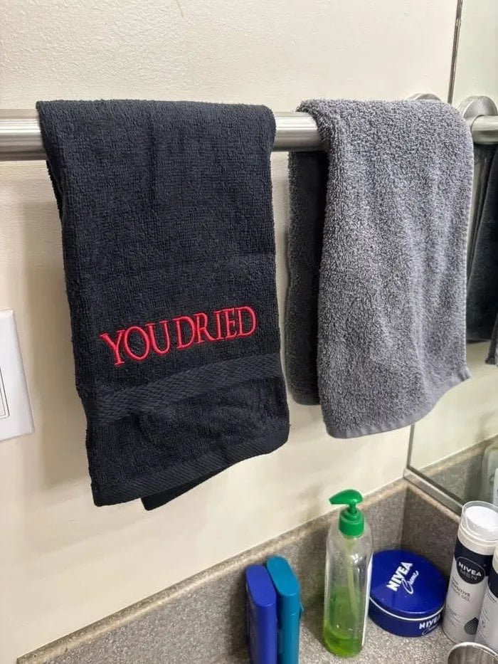 Who reads titles?