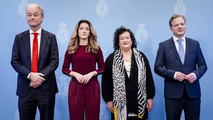 The Dutch have a new kabinet. Strikt rules for Illigal immigration and hard penalty's for foreign law breakers. Thanks to Geert Wilders 🇳🇱