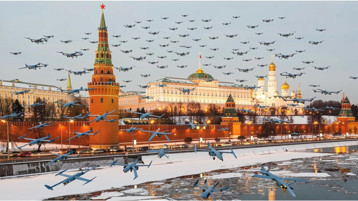 Should Ukraine attack the Kremlin
