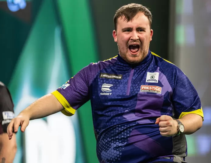 Luke Litter, 16 year old dart phenomenon.. mf'er look like he's 30.