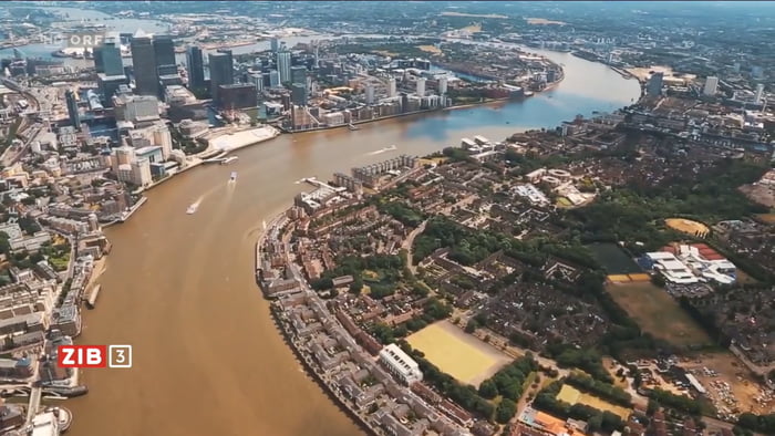 Guess the reason... Water in Great Britain is getting dirtier British authorities are sounding the alarm. The reason: record levels of pollution on British rivers and coasts. Twice as much unfiltered wastewater ended up in waterways as in the previou