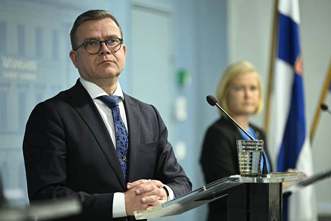 "Don't come here!" Finnish PM and Home Secretary announced today that Finland is closing its eastern border crossing from asylum seekers.