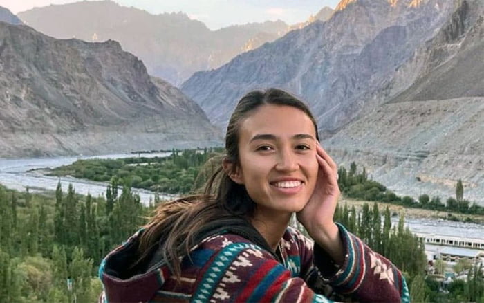 Good news everyone ! 4 abductees were found and released from gaza.