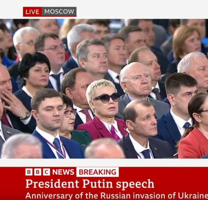 Eddie Izzard spotted during Putins speech