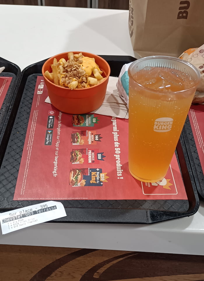 Burger King France now use washable dishes, as a new laws force all restaurants to do so.