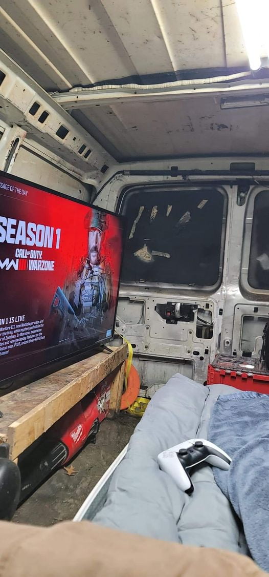 Rate my setup. I recently started a new life after breaking up with my real woman wife.