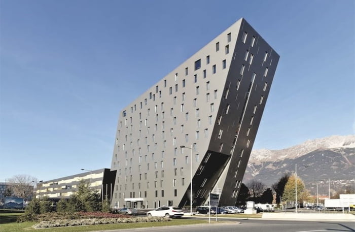 Come on guys, I know you see it too!