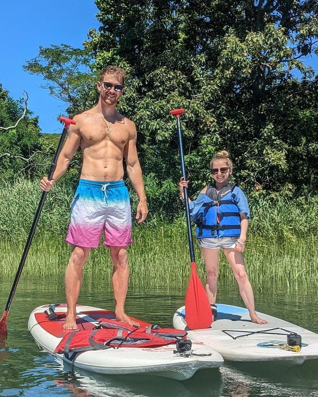 Just a reminder these two are dating