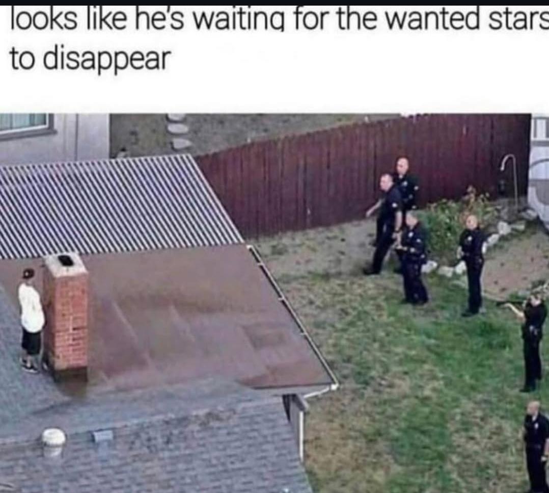 Lol he playing GTA in real 😂