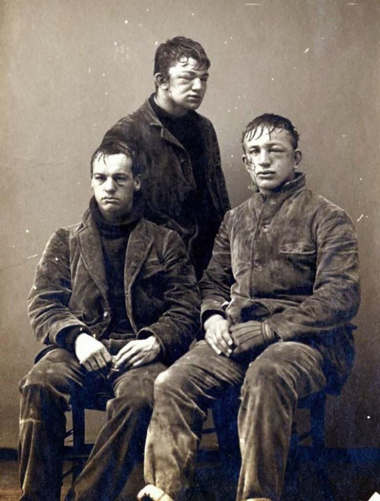 The only survivors of the first Super Bowl before protective gear was introduced