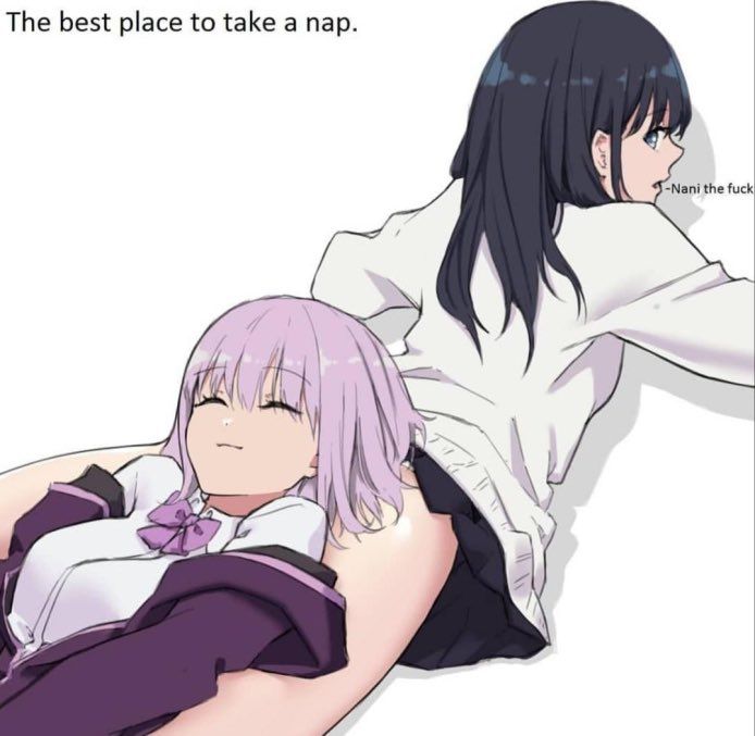 the best place to take a nap!! ~_~