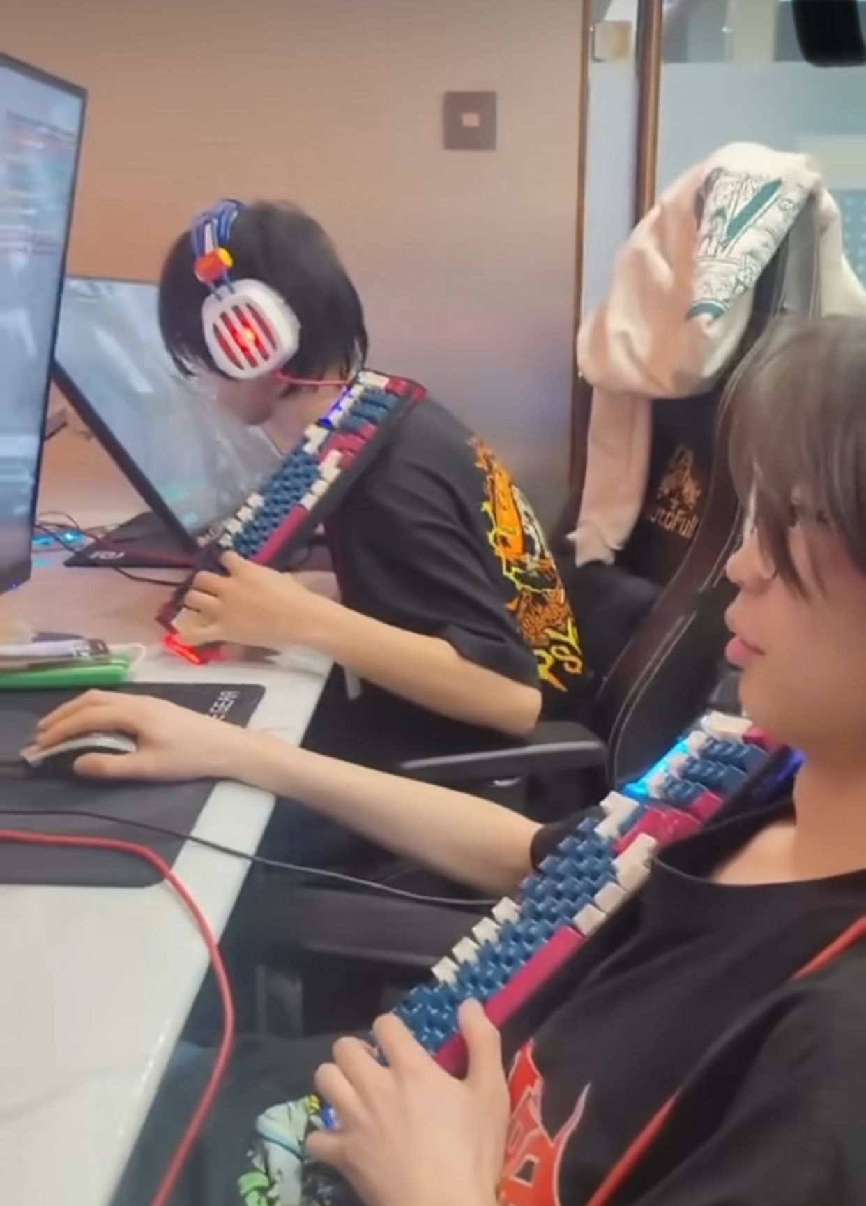 Pro Gamer Posture