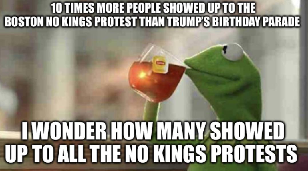 Small crowd for the wannabe King’s Birthday parade